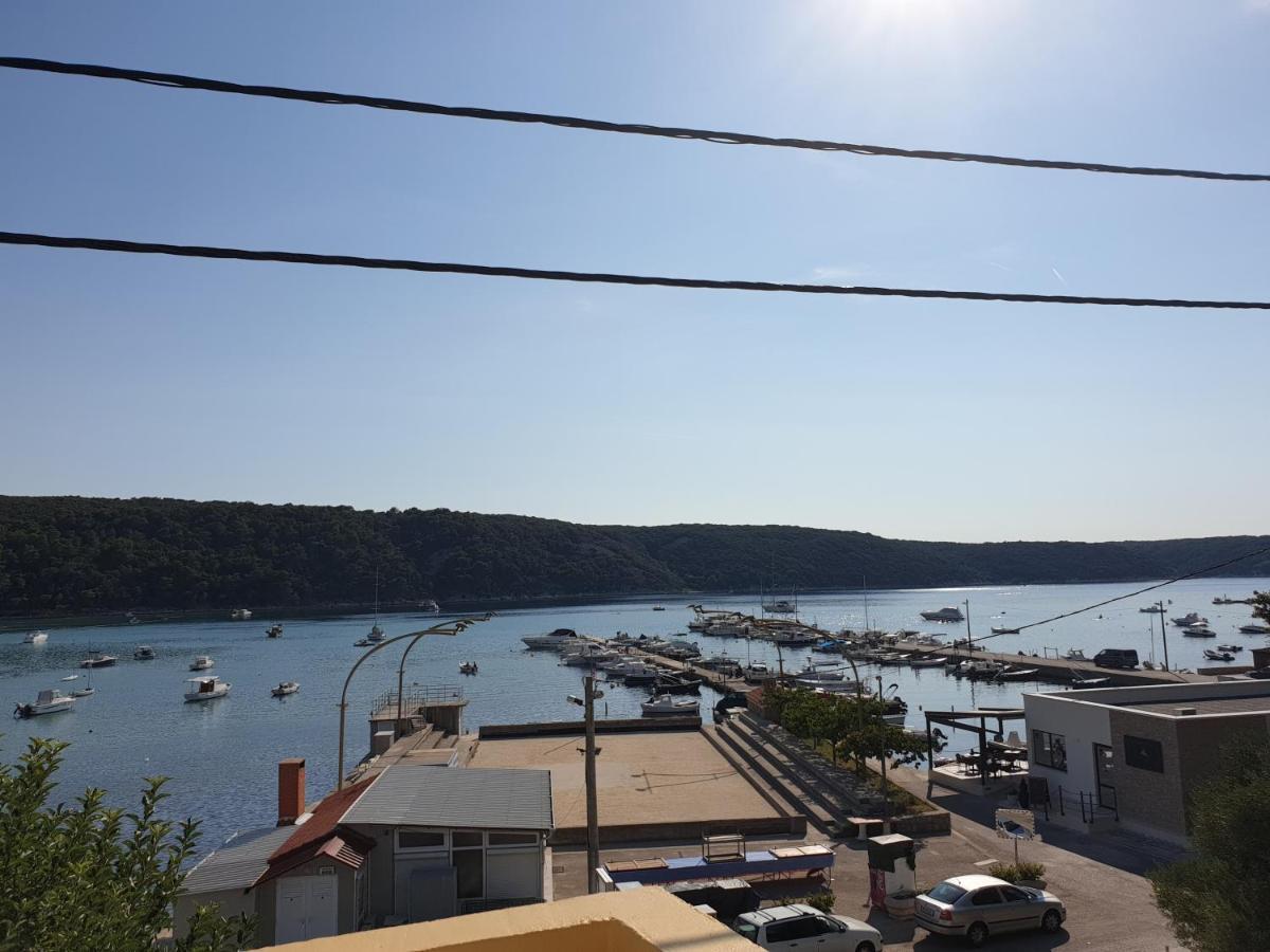 Apartmani I Sobe Jusic Rab Town Exteriör bild